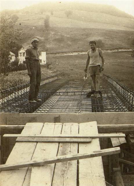 paesani presso i vari cantieri edili(Cardoni Salvatore)