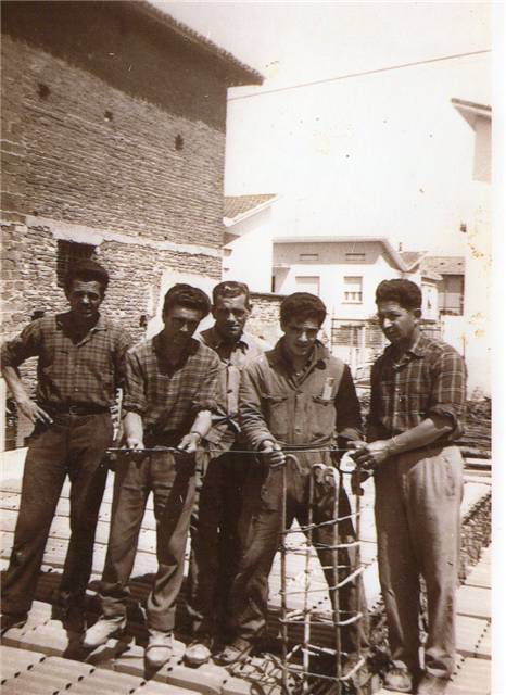 paesani presso i vari cantieri edili(alessandro Moriconi Corazzi Giampiero Tassi Francesco Sebastiani Giuseppe